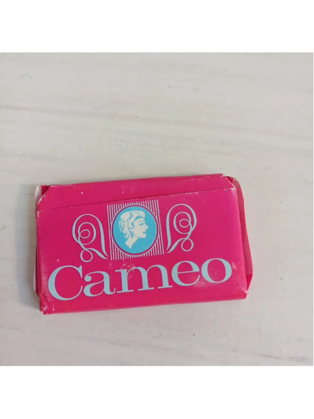 Vintage Cameo Cold Cream Soap Travel Size Pink Turquoise Lady